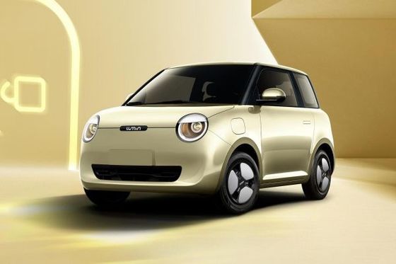 Petites voitures électriques de berline avec hayon arrière des véhicules électriques 155KM New Energy de Changan Lumin