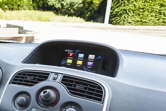 2 Seater Van avec le meilleur prix chez Renault Kangoo, et confortable aux caractéristiques, au kilomètrage, à l'allocation des places, et aux performances de moteur