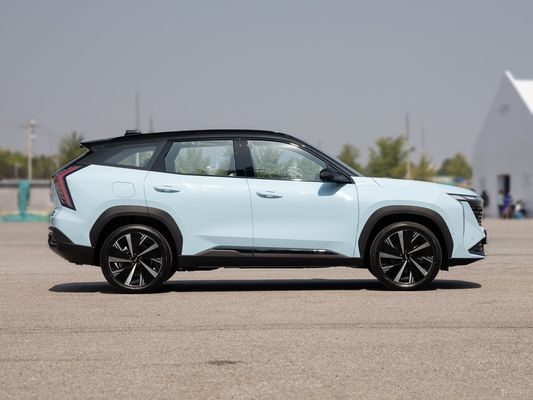 230km/h 4 véhicules électriques d'entraînement de roue Geely Super Rui branchent les voitures hybrides