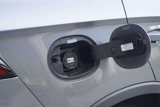 voiture hybride de 230km/h SUV