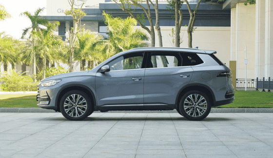 voiture hybride de 230km/h SUV