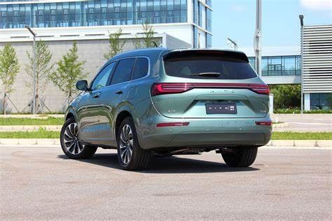 grande essence 200km/H hybride électrique HUAWEI AITO M7 SUV des voitures 1.5T électriques