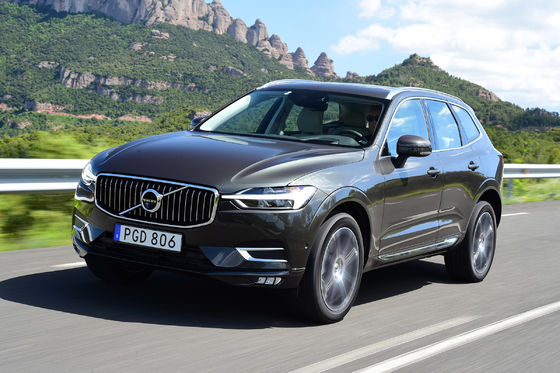 4 voitures électriques moyennes 4WD 180Km/H Max Power 184KW Volvo XC60 B5 de roues