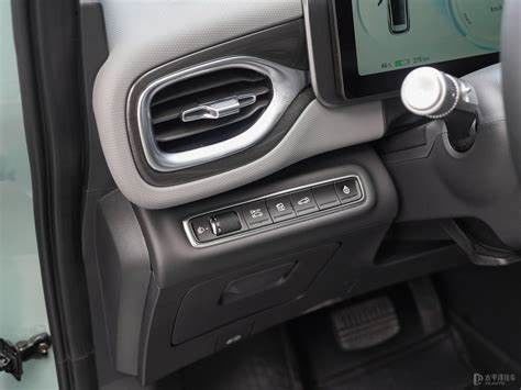 Voiture de Seater SUV de la chaîne 5 de la voiture électrique 500km de la main gauche AION V pour l'adolescent d'adultes