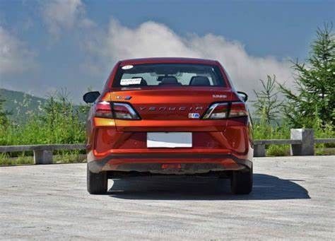 Dongfeng Nissan Venucia D60 EV voiture d'entraînement de main gauche d'empattement de 2500mm - de 3000mm