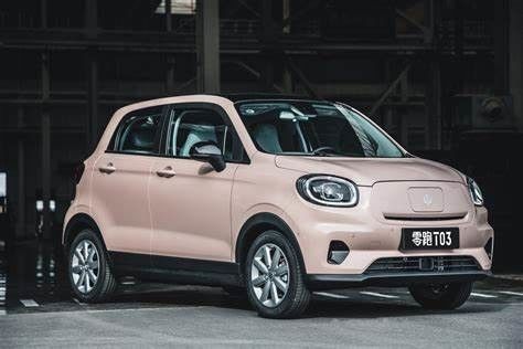 petits SUV véhicules électriques de Leapmotor T03 CLTC 403km EV SUV de voitures de 100km/h