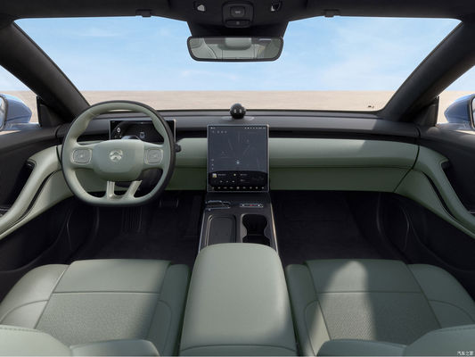 Véhicule électrique de milieu des portes 465Km des voitures électriques 75kwh 5 de haute performance de NIO EC6