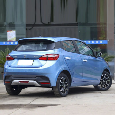 berline 302km NEDC de voiture de la voiture électrique JMC EV3 New Energy EV de la vitesse 100km/h rapide