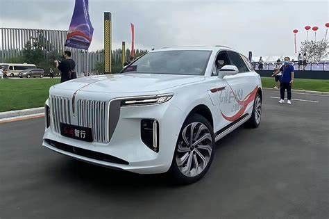Gamme étendue de luxe de SUV Hongqi E-HS9 120kWh 660km de voitures électriques