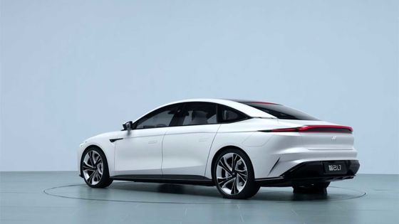 ZHIJI L7 Voitures électriques haute performance 615 km Véhicules électriques à énergie nouvelle