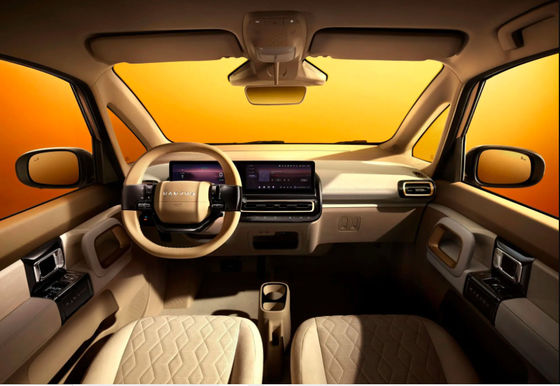 Petites voitures électriques adultes automatiques Baojun Kiwi High Speed New Energy 105km/h de SUV