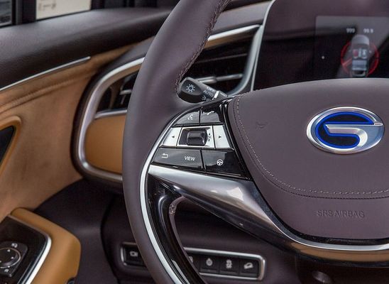 lithium Ion Battery de voiture de berline de Seater des portes 5 de la voiture électrique 5 de 110km/H GAC AION