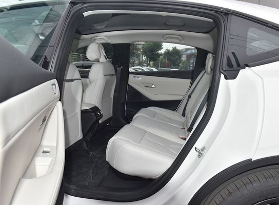 Voitures électriques automatiques de haute performance de Changan Sl03 cinq sièges de la porte cinq à quatre roues