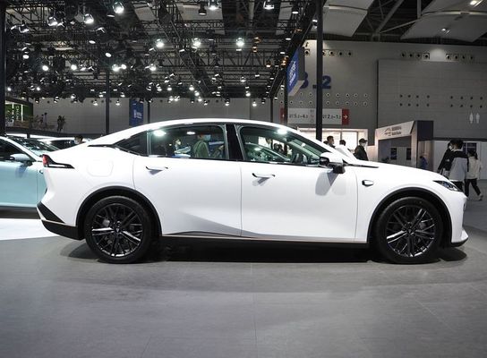 Voitures électriques automatiques de haute performance de Changan Sl03 cinq sièges de la porte cinq à quatre roues