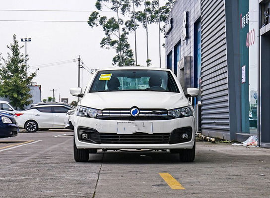 Voitures pures 100km/h de la berline EV de New Energy de voitures électriques de Dongfeng E Elysee