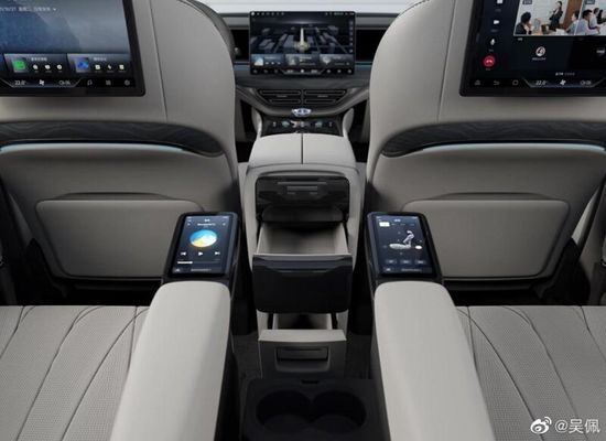 Batterie 4WD SUV électrique 180km/h de fer de lithium de la voiture 571nm de Denza D9 MPV EV