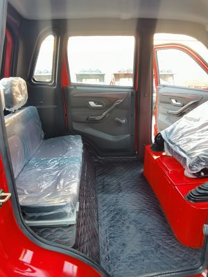 Tricycle à moteur fermé à essence avec plusieurs couleurs, vitesse maximale de 70 km/h