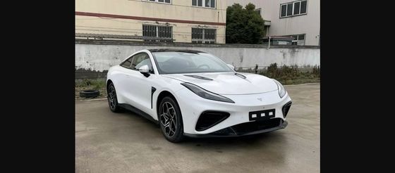 64.27kwh Véhicules alimentés par batterie @ NEZHA GT 560km Range Économie d'énergie 2 portes 4 sièges Hardtop Sports Car