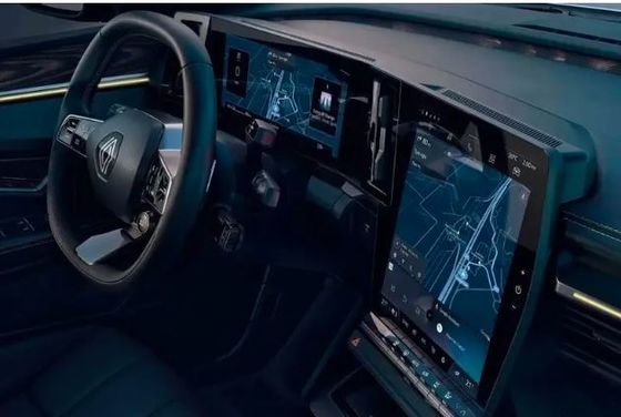 Test de conduite à long terme sur la batterie Renault Megane E-Tech de 40/60kWh, avec une autonomie d'environ 158/208 miles