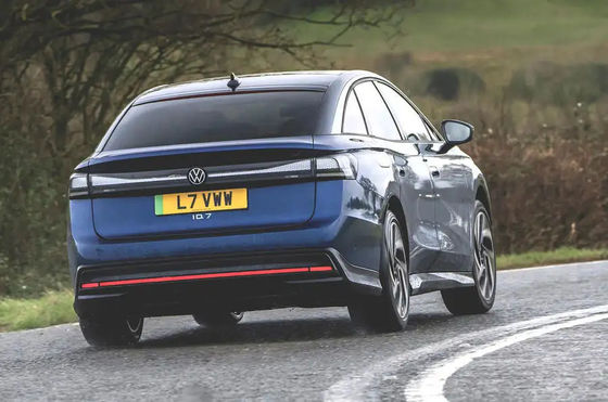 Volkswagen ID 7 Nouveau véhicule avec 155 max Vitesse 204 PS