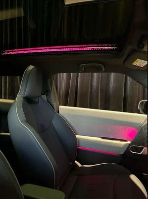 Coming To 2024 Dernière Mini Cooper électrique Pure Hatch 4 portes / 5 sièges Avec une grande salle