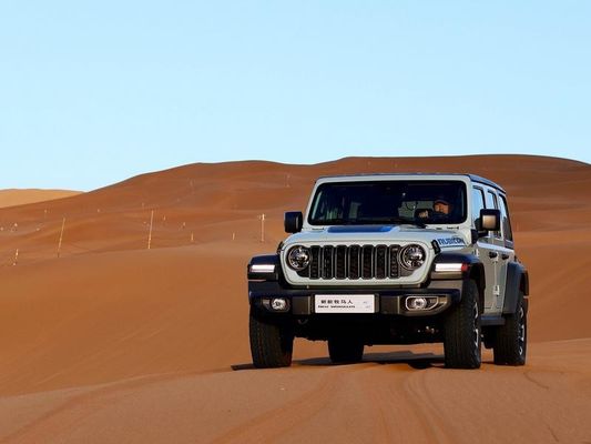 Véhicule tout terrain Jeep Wrangler Rubicon 4xe EV voitures électriques