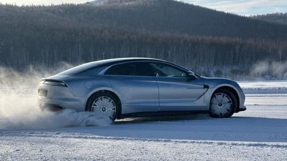 PRESALE 2024 Nouveau véhicule électrique BYD Yangwang U7 Sedan Résistance au vent de Cd 0,195 240 kW de puissance du moteur