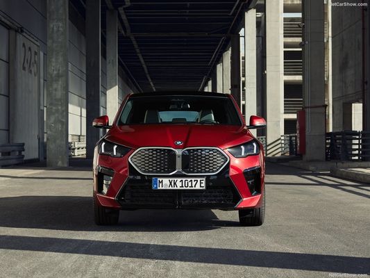 Vente à chaud voiture électrique longue portée 2024 pour BMW IX2 449Km High Speed Auto voiture nouvelle énergie