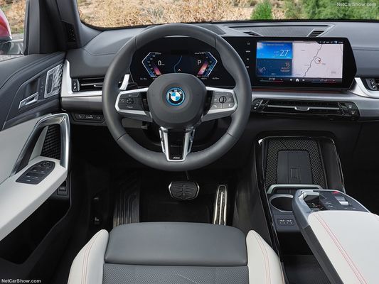 Vente à chaud voiture électrique longue portée 2024 pour BMW IX2 449Km High Speed Auto voiture nouvelle énergie