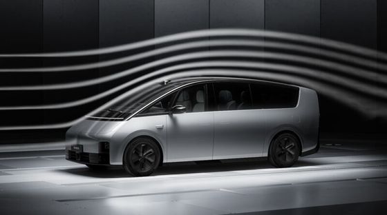 Vente anticipée 2024 Li AutoMega 7 places voiture EV de luxe 4 roues motrices Nouveau véhicule d'énergie plus grand passager mpv voiture électrique à grande vitesse
