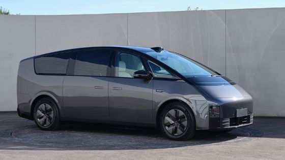 Vente anticipée 2024 Li AutoMega 7 places voiture EV de luxe 4 roues motrices Nouveau véhicule d'énergie plus grand passager mpv voiture électrique à grande vitesse
