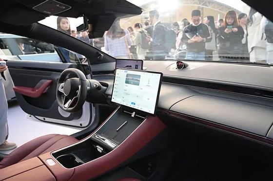 2024 Nouveau Chery Huawei LUXEED S7 2024 Luxury Electric Sedan LUXEED S7 avec une consommation de 12,4 kW/h