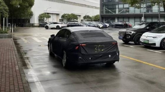 JV travaille sur la berline Jiyue 02 EV avec 544 ch avec les versions RWD&AWD de la nouvelle voiture énergétique