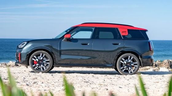 2024 Pure voiture électrique Mini Cooper Countryman E SUV de famille en forme de boîte 462km de portée avec 150km de puissance du moteur