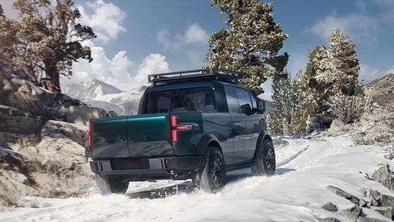 Une camionnette spécialement conçue pour le trcuk Canoo, avec un lit de 8 pieds et un espace de rangement.