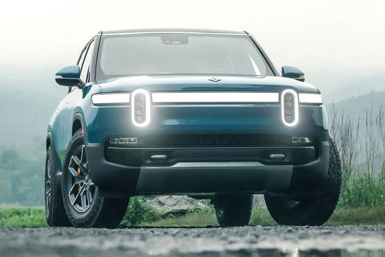 2023 RIVIAN R1S 800P.S Quatre moteurs 660km de portée 7 places tout SUV électrique