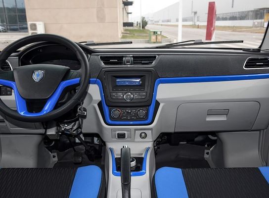 Forme carrée Adopté Jinbei Style de famille Nouveau véhicule électrique Van Hiace EV Avec 220N.m Et 300km NEDC Avec vitesse maximale à 80km/h