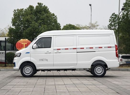 Forme carrée Adopté Jinbei Style de famille Nouveau véhicule électrique Van Hiace EV Avec 220N.m Et 300km NEDC Avec vitesse maximale à 80km/h