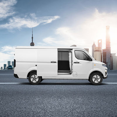 Capacité de charge supérieure 6m3 volume avec 220N.m couple RWD MODEL Farizon Xingxiang V NEW ÉNERGY TRUCK