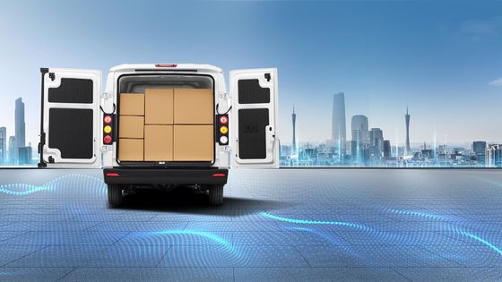 Capacité de charge supérieure 6m3 volume avec 220N.m couple RWD MODEL Farizon Xingxiang V NEW ÉNERGY TRUCK