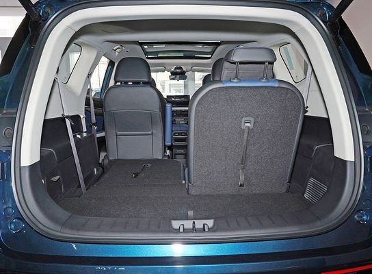 Livan Geely Ruilan 9 EV Voiture 470km Autos Pure EV Voiture à énergie nouvelle