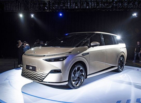 Vente en gros de voitures électriques neuves XPENG X9 2024 Big Mpv 4dw 5 portes 7 sièges Xiaopeng X9 Big Suv Véhicule énergétique