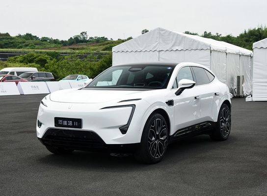 2024 Nouvelle voiture Avita11 Huawei Traction arrière 630km Range Haute Performance Quatre portes Cinq places SUV Pure voiture électrique