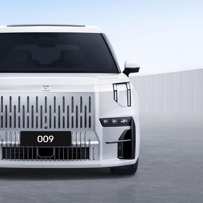 Zeekr 009 Pure Electric Luxury MPV redéfinissant vos attentes de MPVS 140kwh batterie 822km CLTC portée 0-100km/h en 4,5s