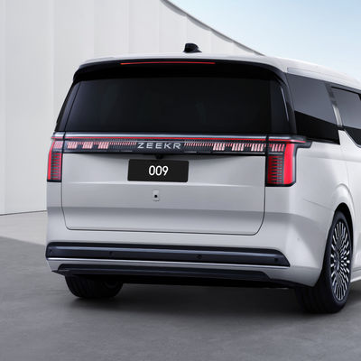 Zeekr 009 Pure Electric Luxury MPV redéfinissant vos attentes de MPVS 140kwh batterie 822km CLTC portée 0-100km/h en 4,5s