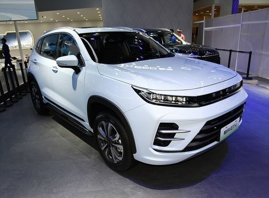 2023 Classic EXCEED Hybrid voiture à Chery EXCEED ET-i 1.5T 156 chevaux L4 + 125moteur électrique 180km/h vitesse maximale 0-100km/h en 7s