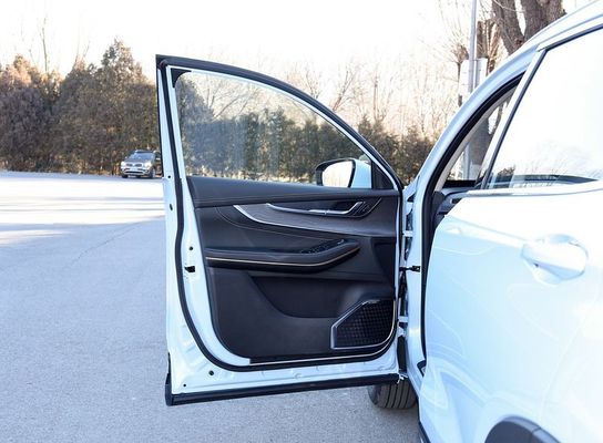 2023 Classic EXCEED Hybrid voiture à Chery EXCEED ET-i 1.5T 156 chevaux L4 + 125moteur électrique 180km/h vitesse maximale 0-100km/h en 7s