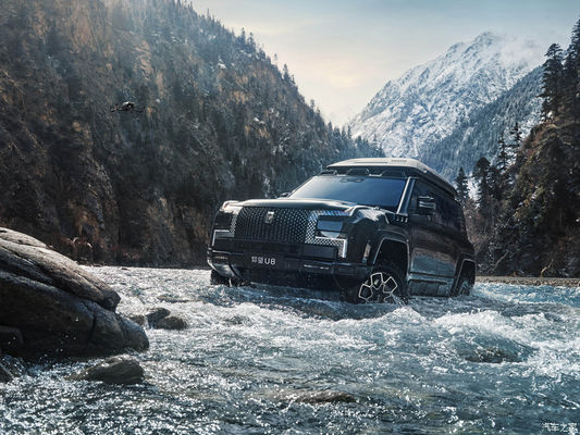 Pré-vente 2024 Salon de l'auto de Pékin BYD Yangwang U8 2024 Luxe hors route véhicule 1197hp 4Motor 4wd voiture électrique Byd U8 hybride