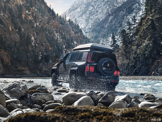 Pré-vente 2024 Salon de l'auto de Pékin BYD Yangwang U8 2024 Luxe hors route véhicule 1197hp 4Motor 4wd voiture électrique Byd U8 hybride