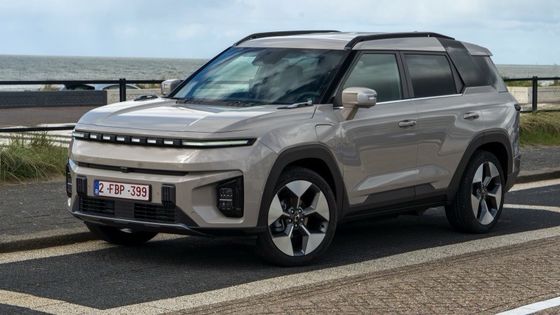 Le plus récent véhicule purement électrique KGM Torres EVS 109mph Vitesse maximale 152kw 207PS Puissance maximale Prêt à aller Voiture électrique pure